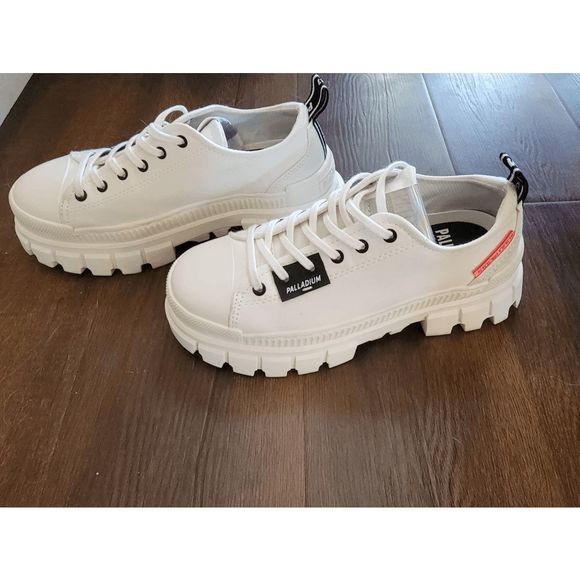 Palladium Shoes - Palladium Revolt LO TX Platform Sneaker women US size 6.5